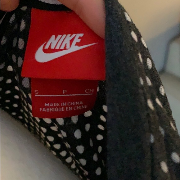 Nike grey flowy long sleeve - Picture 4 of 4